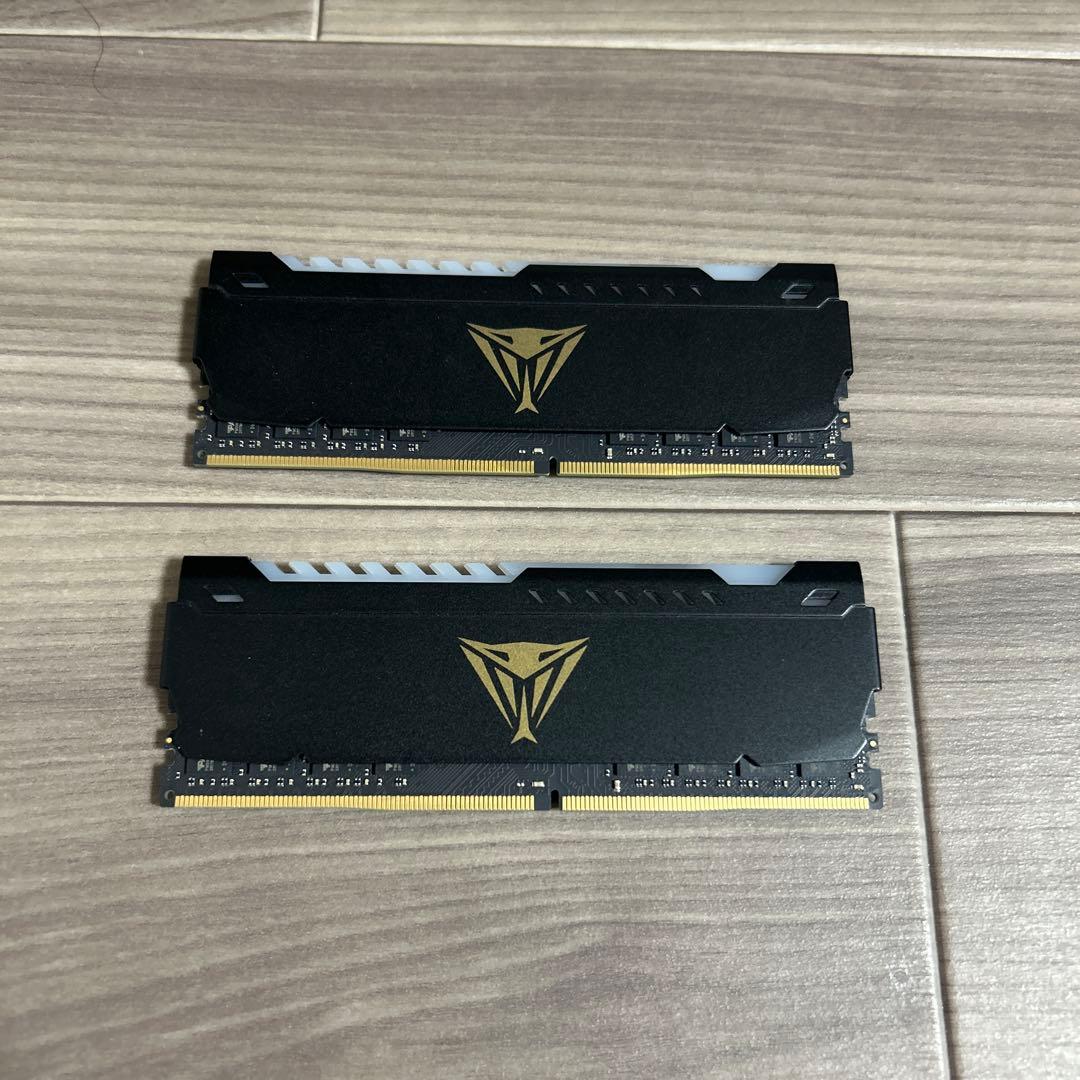 メモリー 32GB Patriot Memory Viper Steel RGB DDR4