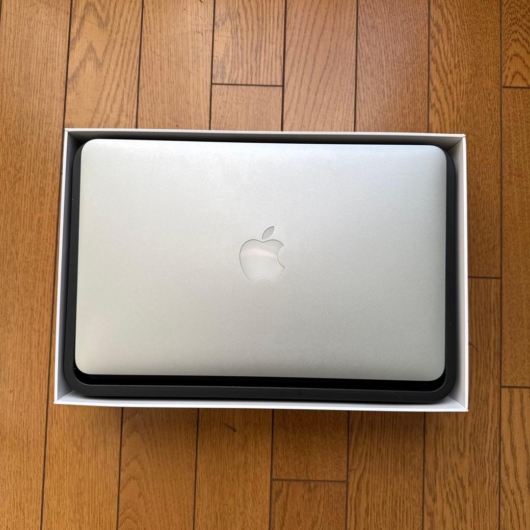 【美品】MacBook Air 11インチ Mid 2013｜軽量・コンパクト