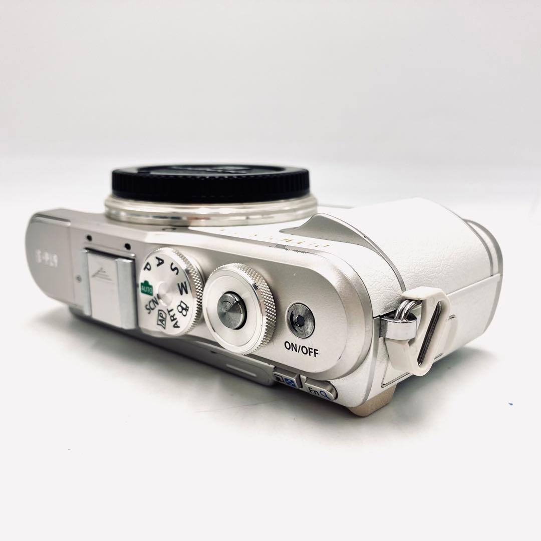 OLYMPUS E-PL9 ホワイト　望遠ダブルレンズキット