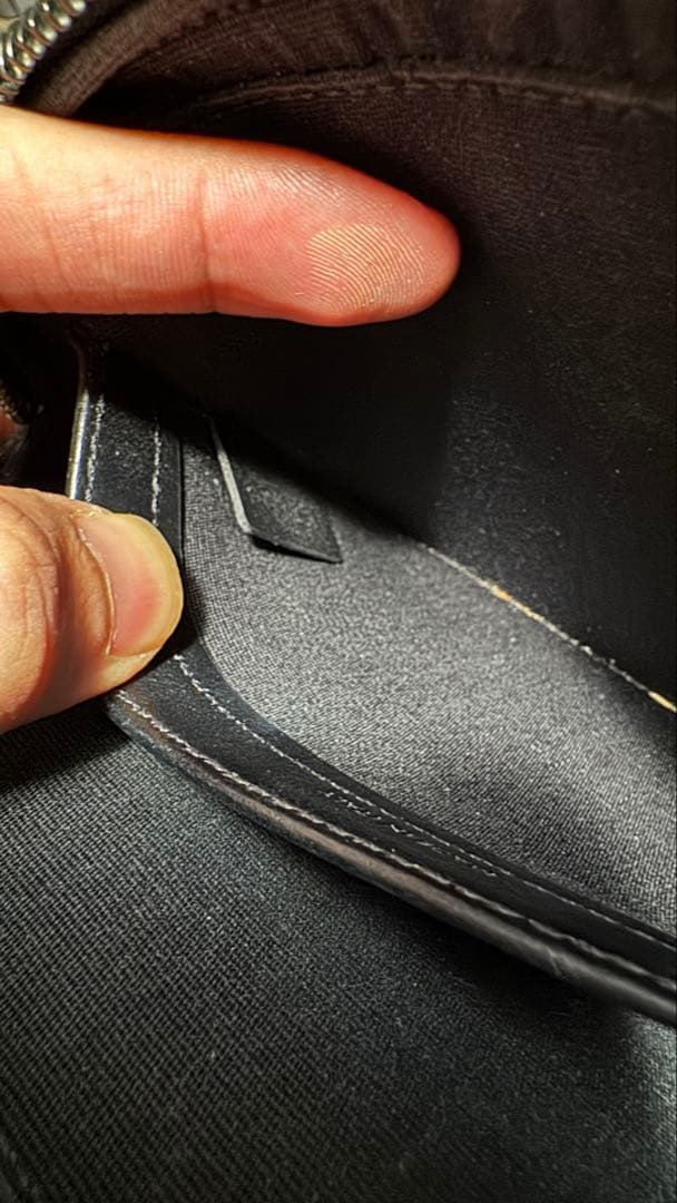 【美品】CELNEセリーヌ メッセンジャーバック