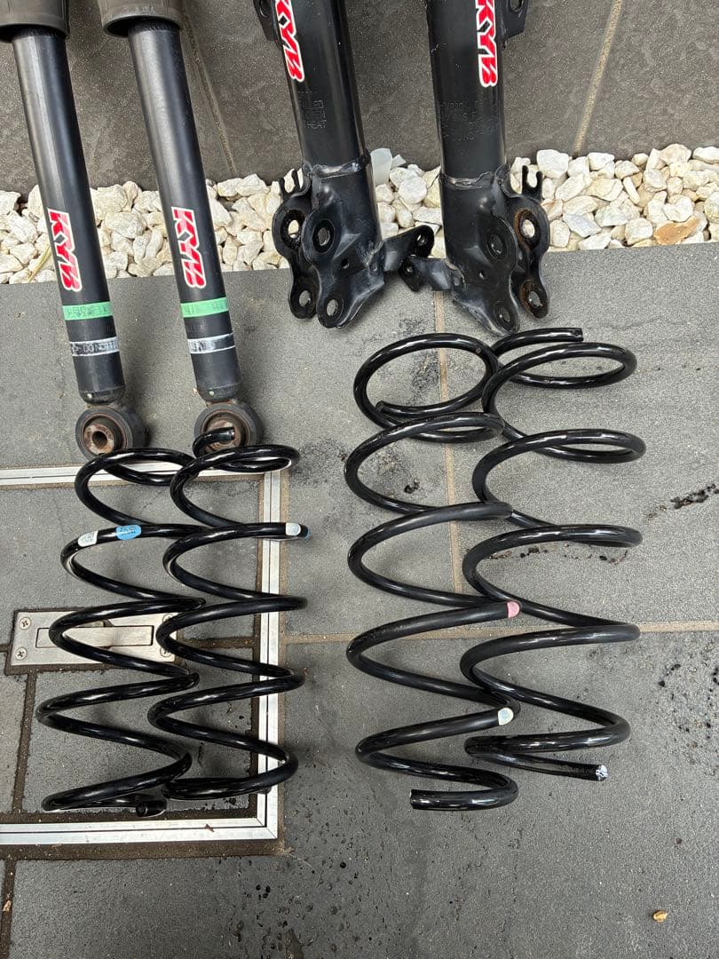 アルトワークス　KYB サスペンションキット 一式