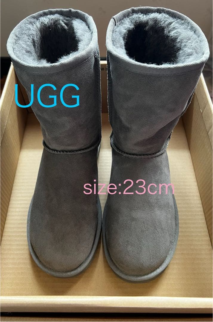 「ほぼ新品」UGG（アグ）ムートンブーツ　グレー　23cm