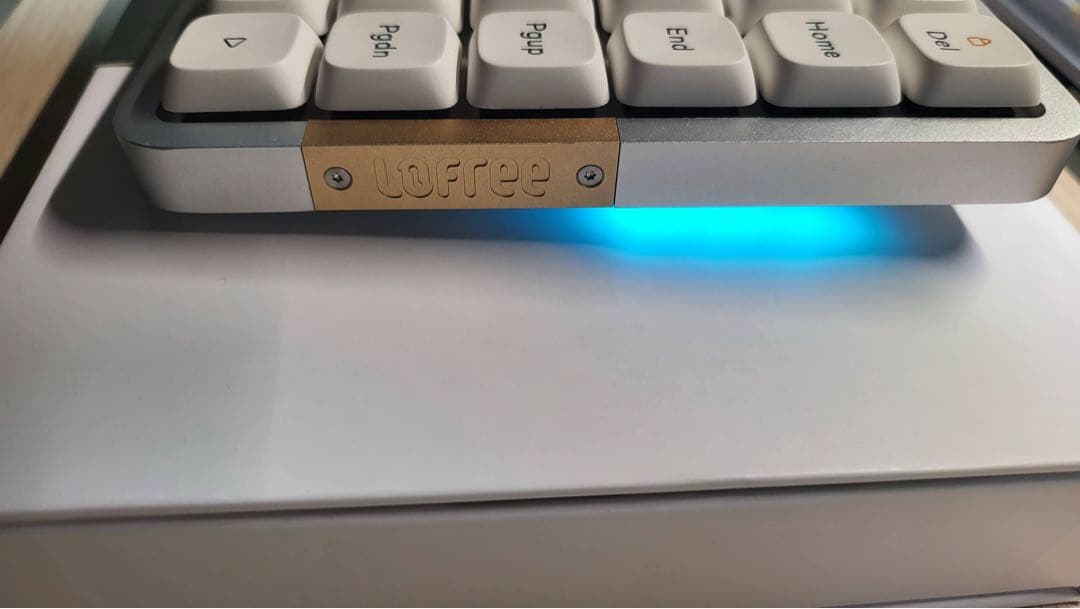 Lofree Flow ホワイト／薄型メカニカルキーボード／美品