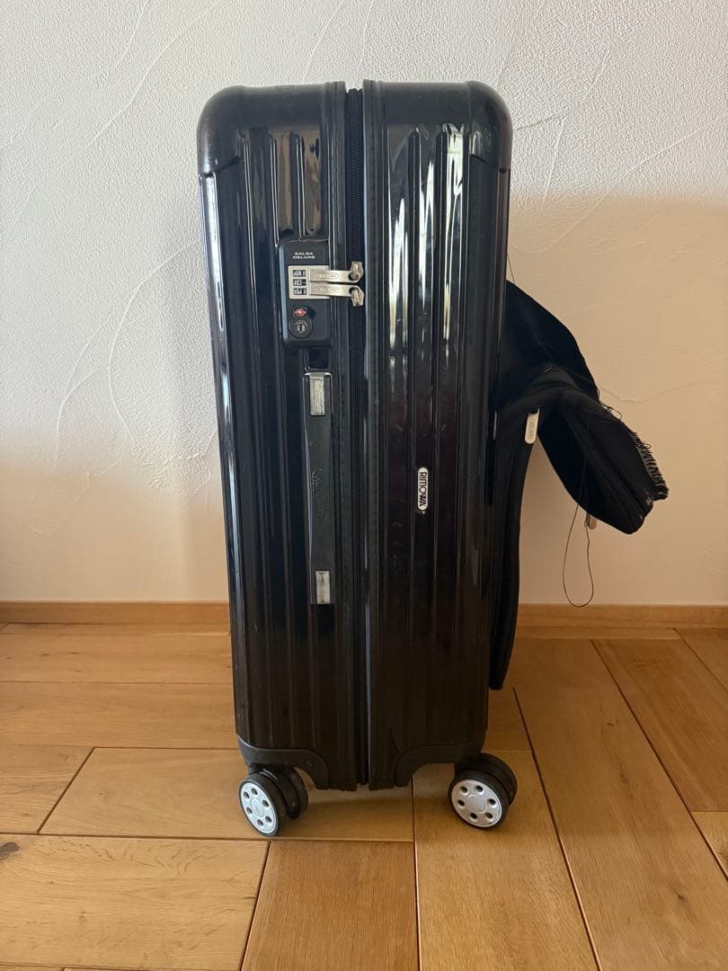 【訳あり】RIMOWA SALSA DELUXE HYBRID 廃盤