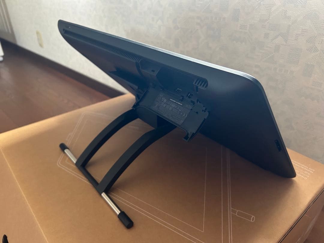 Wacom Cintiq 22 液晶ペンタブレット 本体