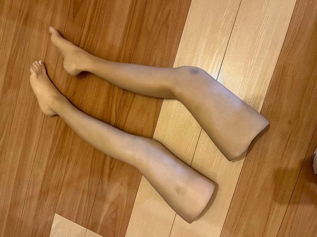 リアルな女性の脚のマネキン