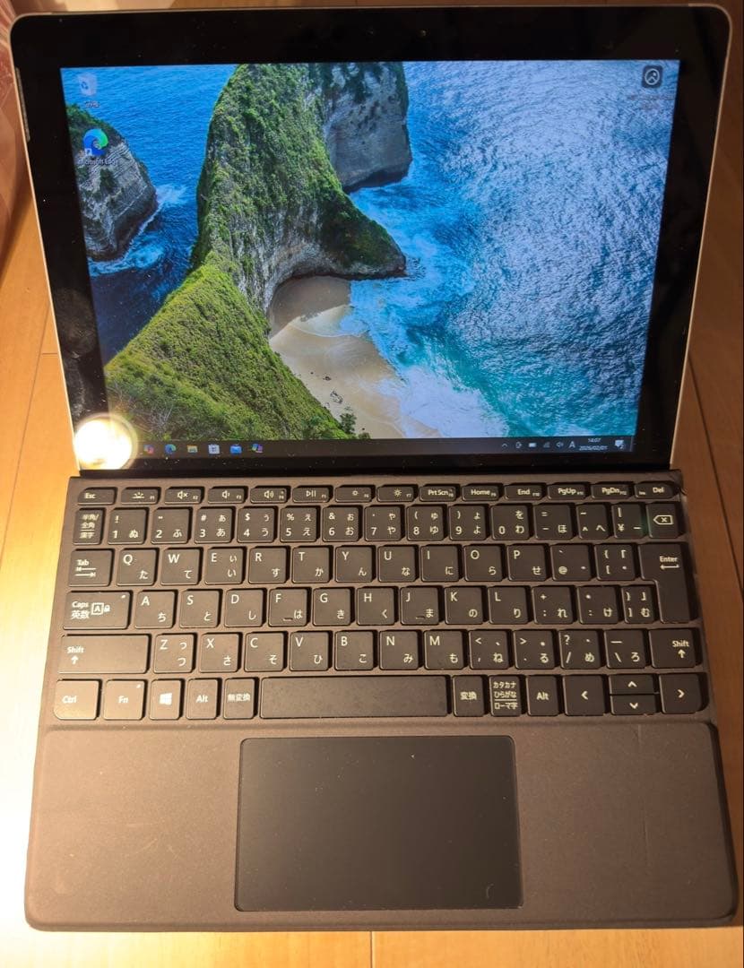 Surface go タイプカバー付き