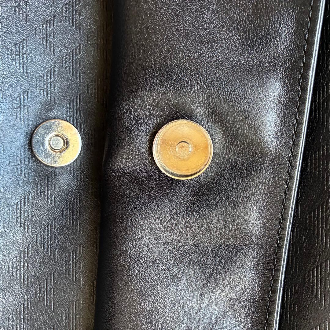 【美品】ジョルジオアルマーニ　ブラック　レザー　メッセンジャーバッグ　ショルダー