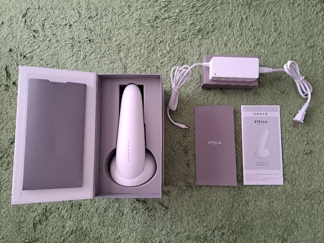 【極美品】STELLA lPL 光美容器 Luna (ルナ)／家庭用脱毛器