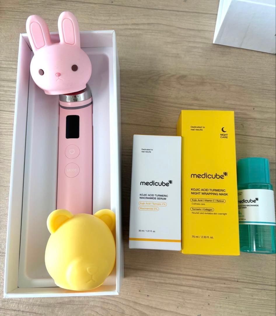 メディキューブ　ブースタープロ　うさぎキャップつき　ひかるコラボ　正規品　美品