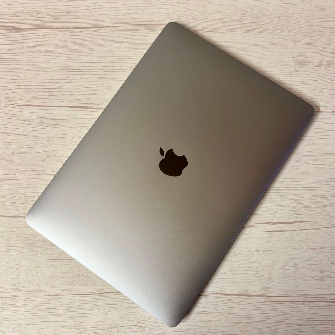 【美品】MacBook Air M1 / 16GB 256GB