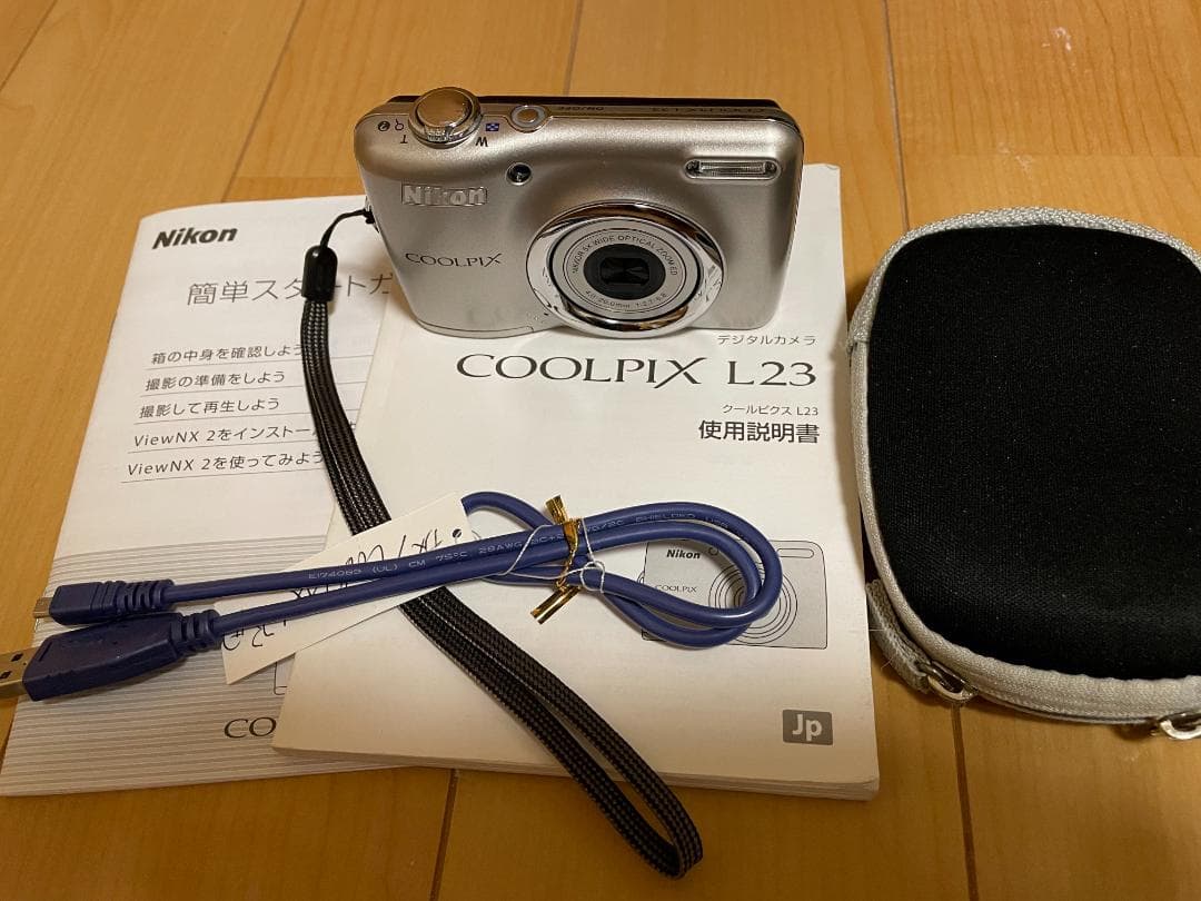 Nikon COOLPIX L23 コンパクトデジタルカメラ　電池駆動　ニコン