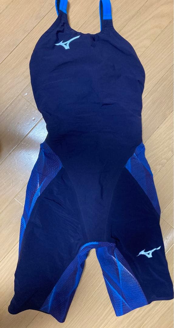 さっとん♪『MIZUNO レディース 競泳水着 GX・SONIC Ｖ』M