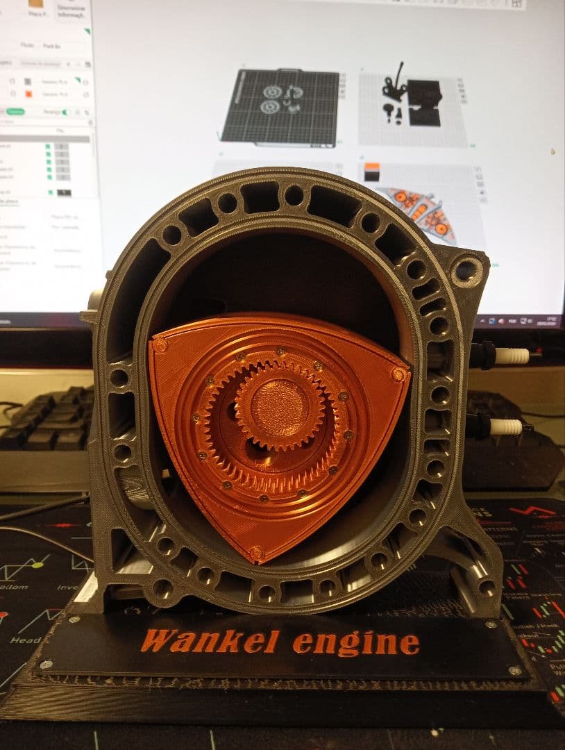 ワンケルエンジン 3Dモデル / USBモーター搭載