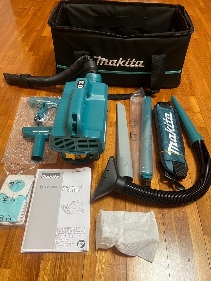 マキタ　充電式クリーナー　CL184D