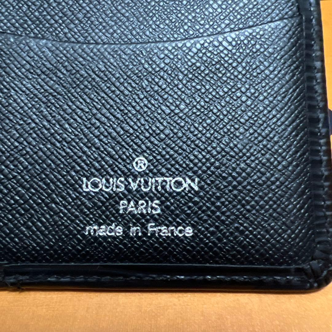 ルイ・ヴィトン　エピ　名刺入れ/カードケース　黒　【美品】