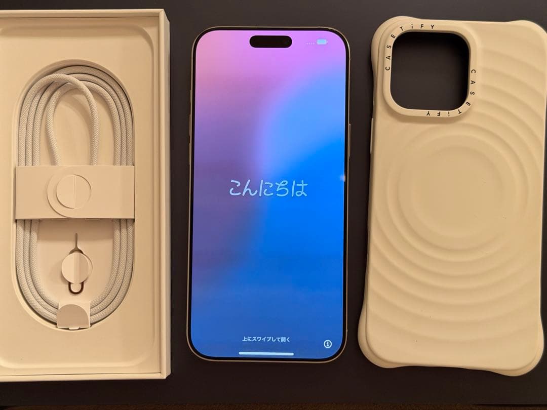 iPhone16promaxホワイト256GB+Casetifyケースセット