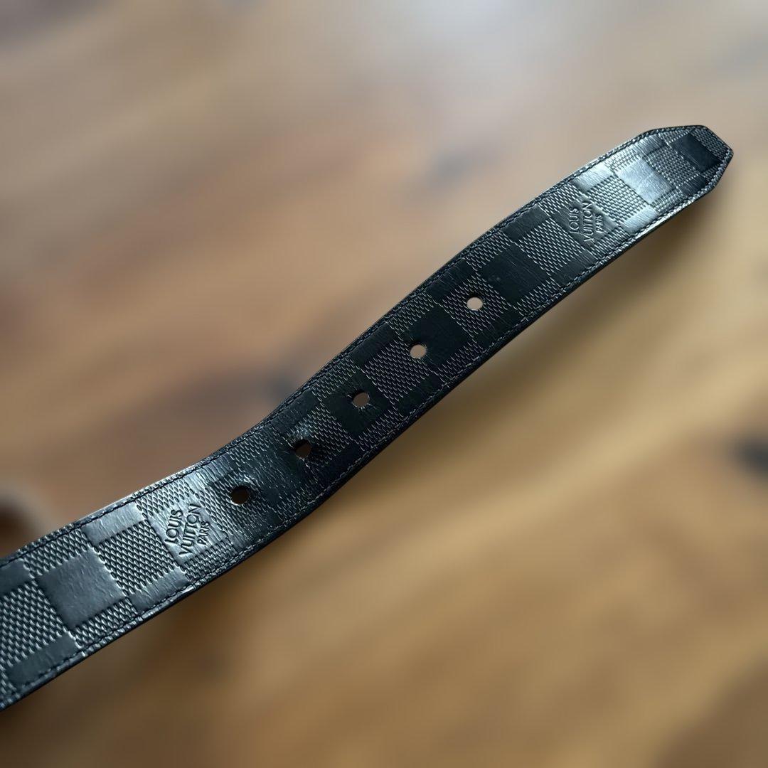 LOUIS VUITTON 黒レザーベルト