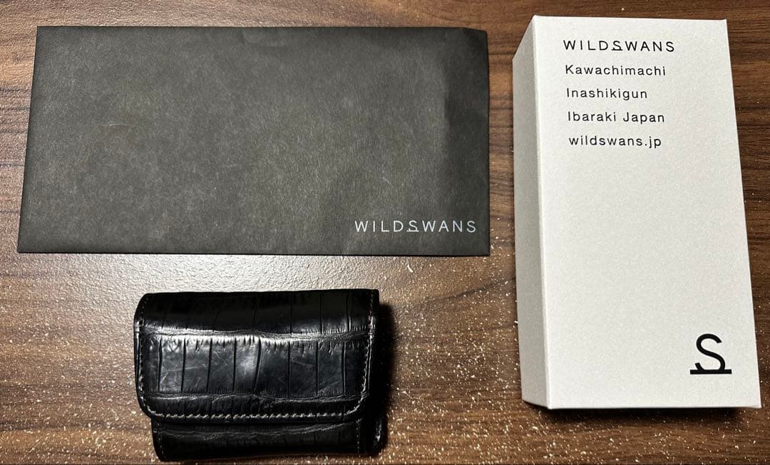 美品 ワイルドスワンズ アーサー クロコ ブラック