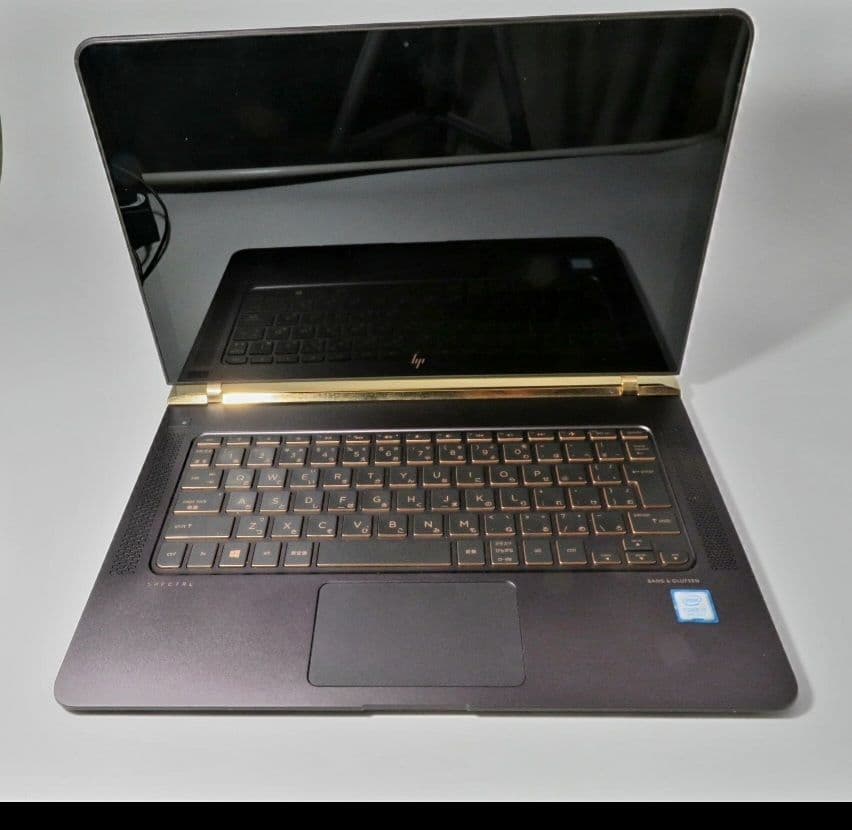 【ジャンク扱い】HP Spectreアッシュブラック7世代i7