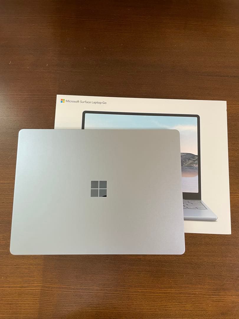 Microsoft Surface Laptop Go アイスブルー