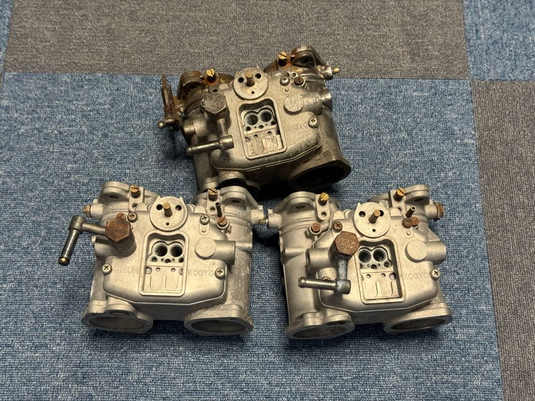 く*む様 SOLEX 40パイ ミクニキャブレター 3型3基　　　当時物 旧車部