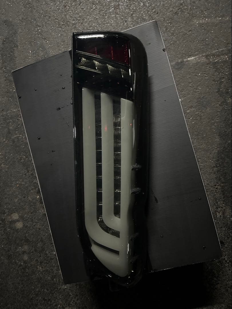 トヨタ 200系 ハイエース ジュエルLEDテールランプ ULTRA Ζ