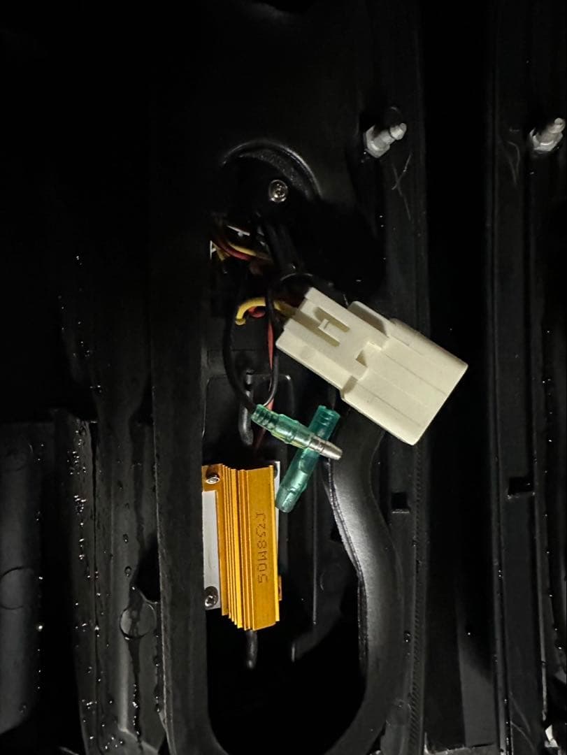 トヨタ 200系 ハイエース ジュエルLEDテールランプ ULTRA Ζ