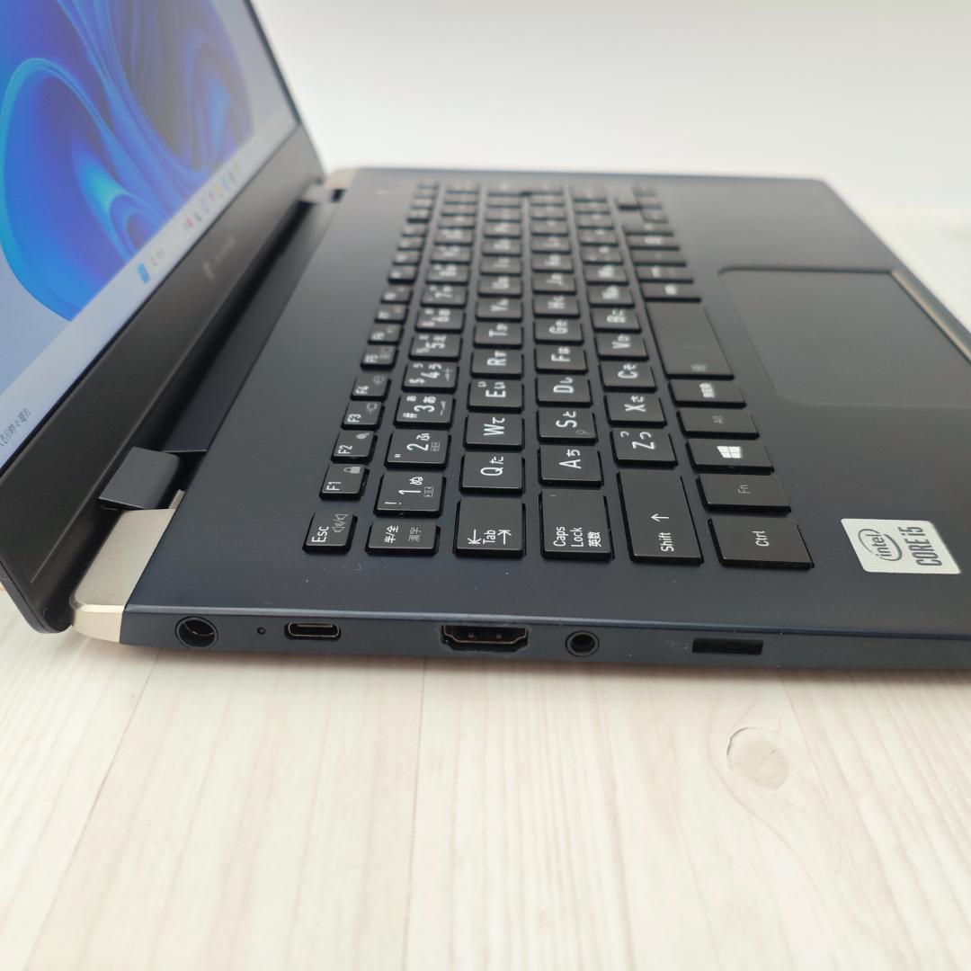 バッテリ新品！dynabook G83/FS 16/256 第10世代 i5⑫