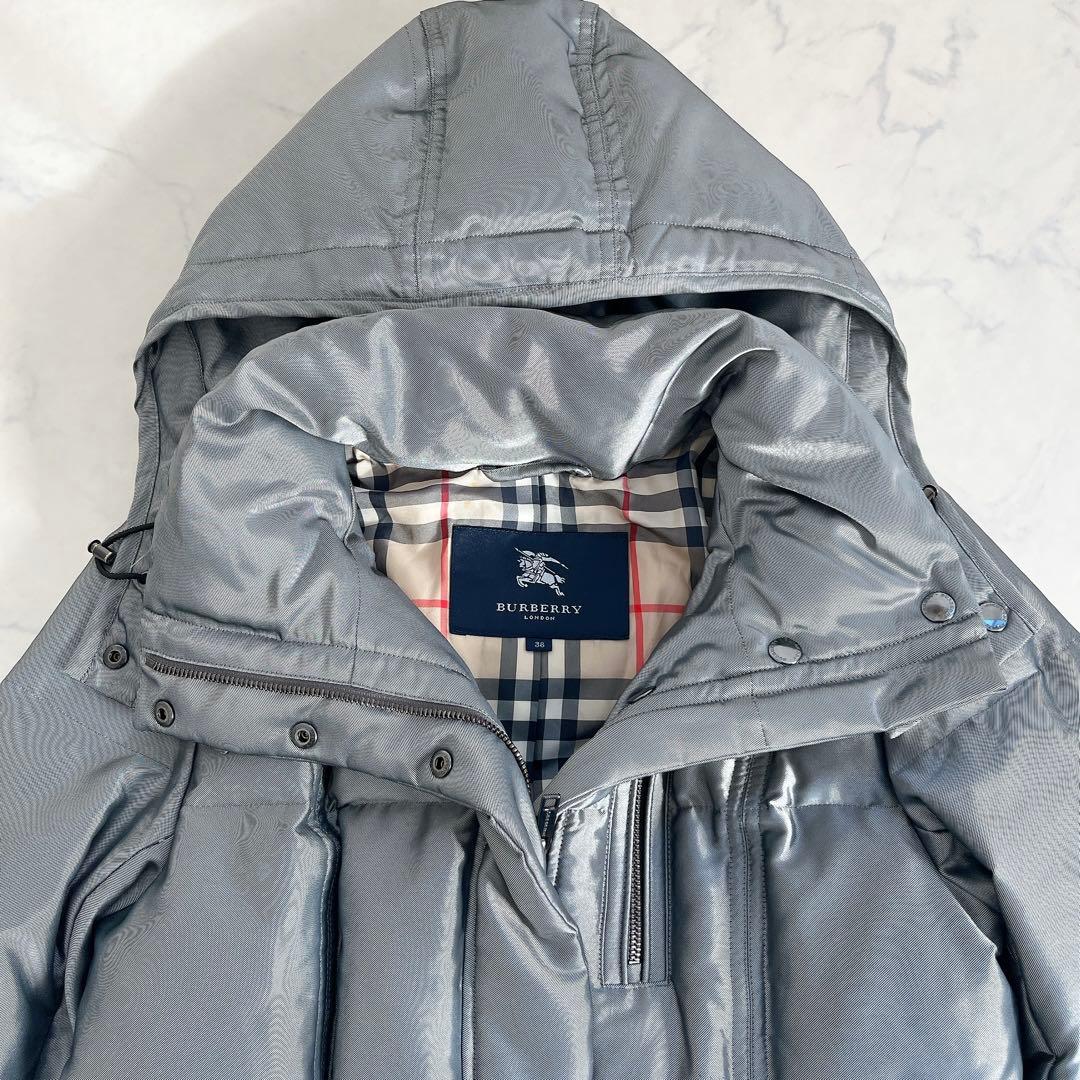 希少 美品 バーバリーロンドン ダウンコート ノバチェック ベルト シルバー
