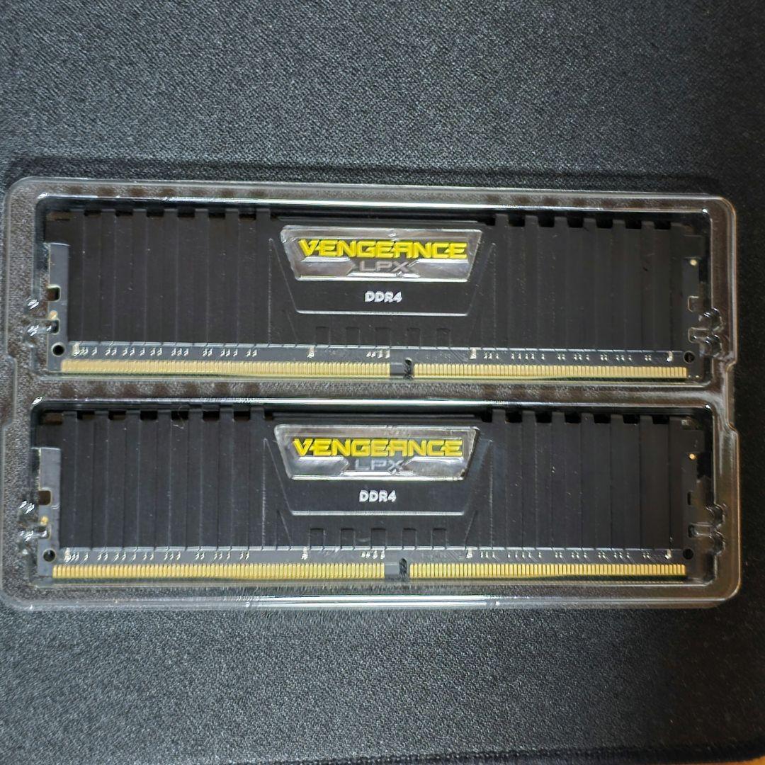 メモリー Corsair Vengeance LPX DDR4 16GB 2666MHz