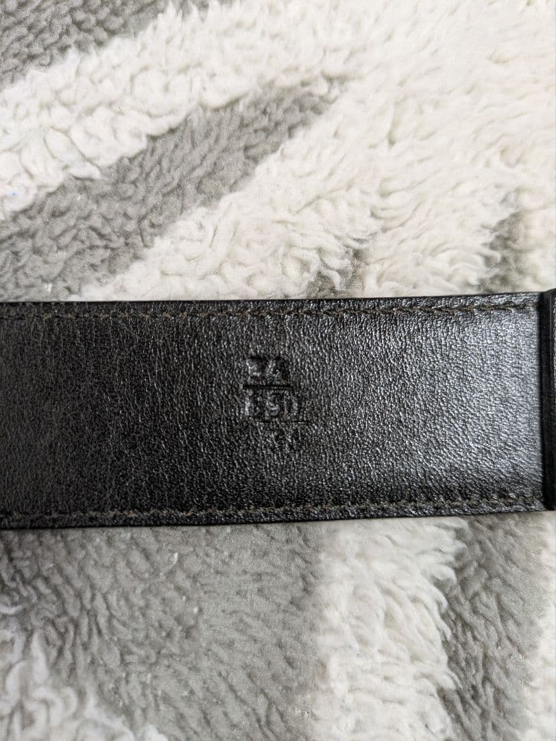 【PRADA】プラダ ブラック カーフレザーベルト 85