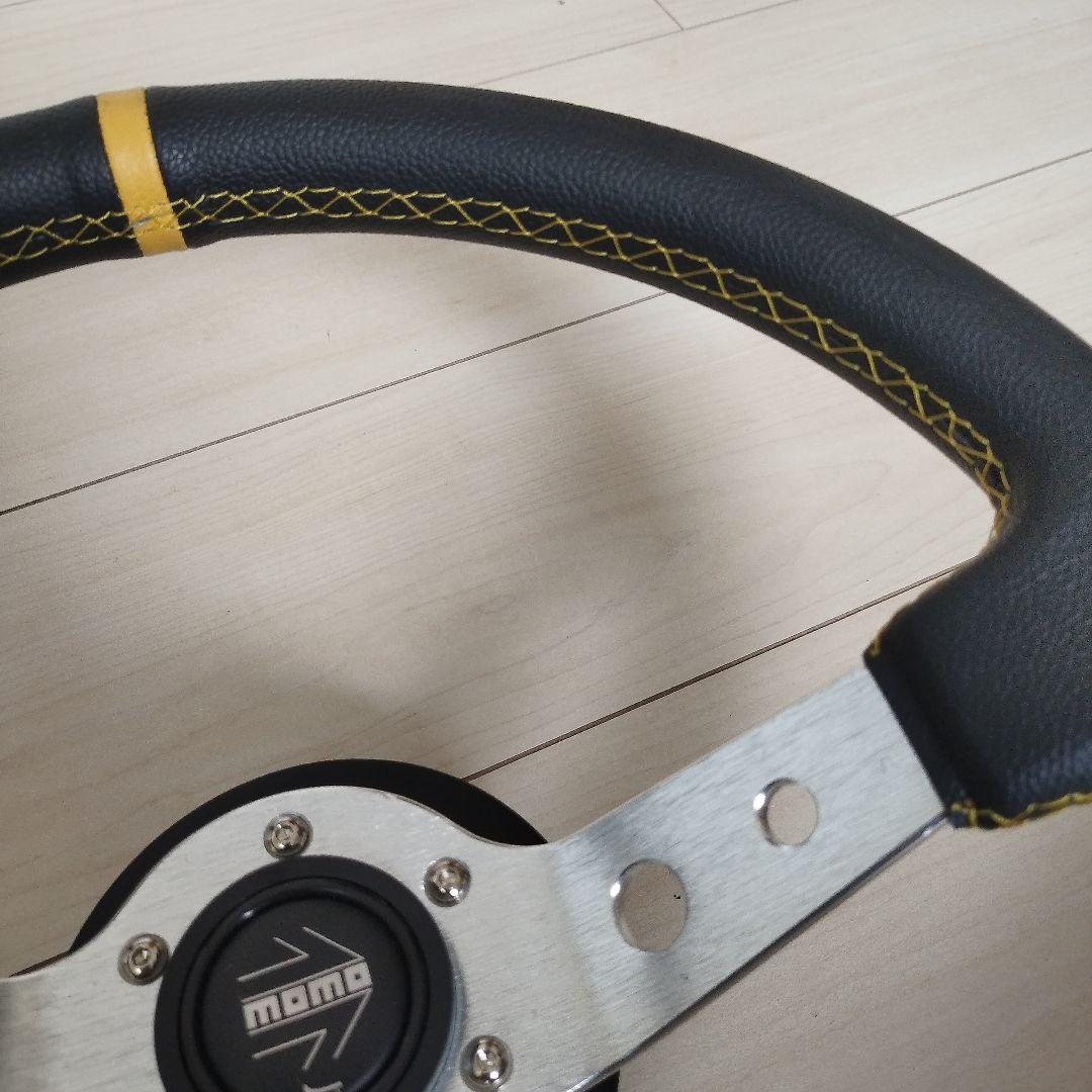 MOMO ステアリング 3スポーク