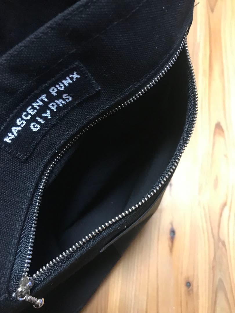 GlyPhS original music音符柄 フラップ メッセンジャーバッグ