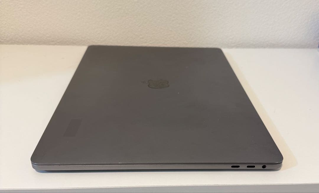 美品 Macbook Pro 2017 15インチ Windows 11 pro