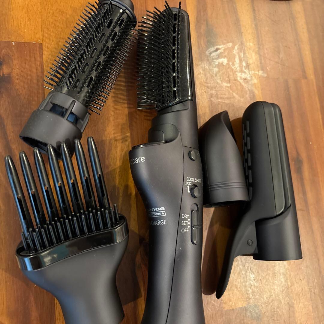 【中古】Panasonic ナノケア ブラシヘアアイロン EH-KN0J