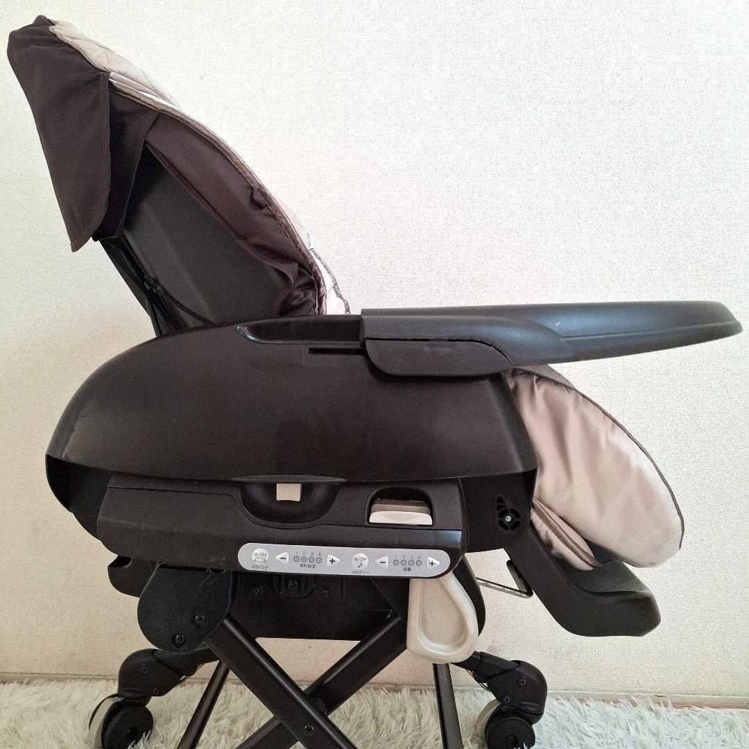 【美品】コンビ ネムリラ 電動ハイローチェア 抱っこプラス
