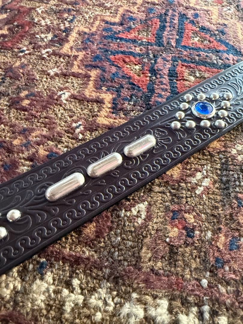 小物 At Last HELLUVARIDE