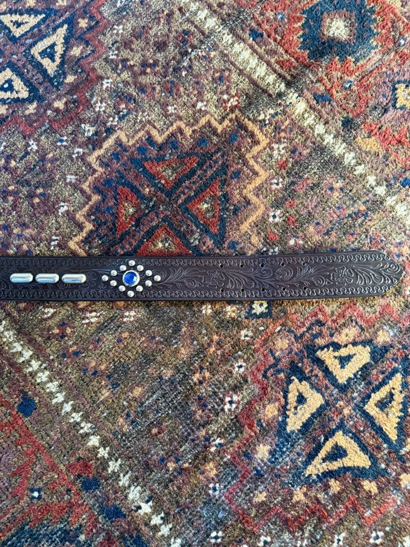 小物 At Last HELLUVARIDE