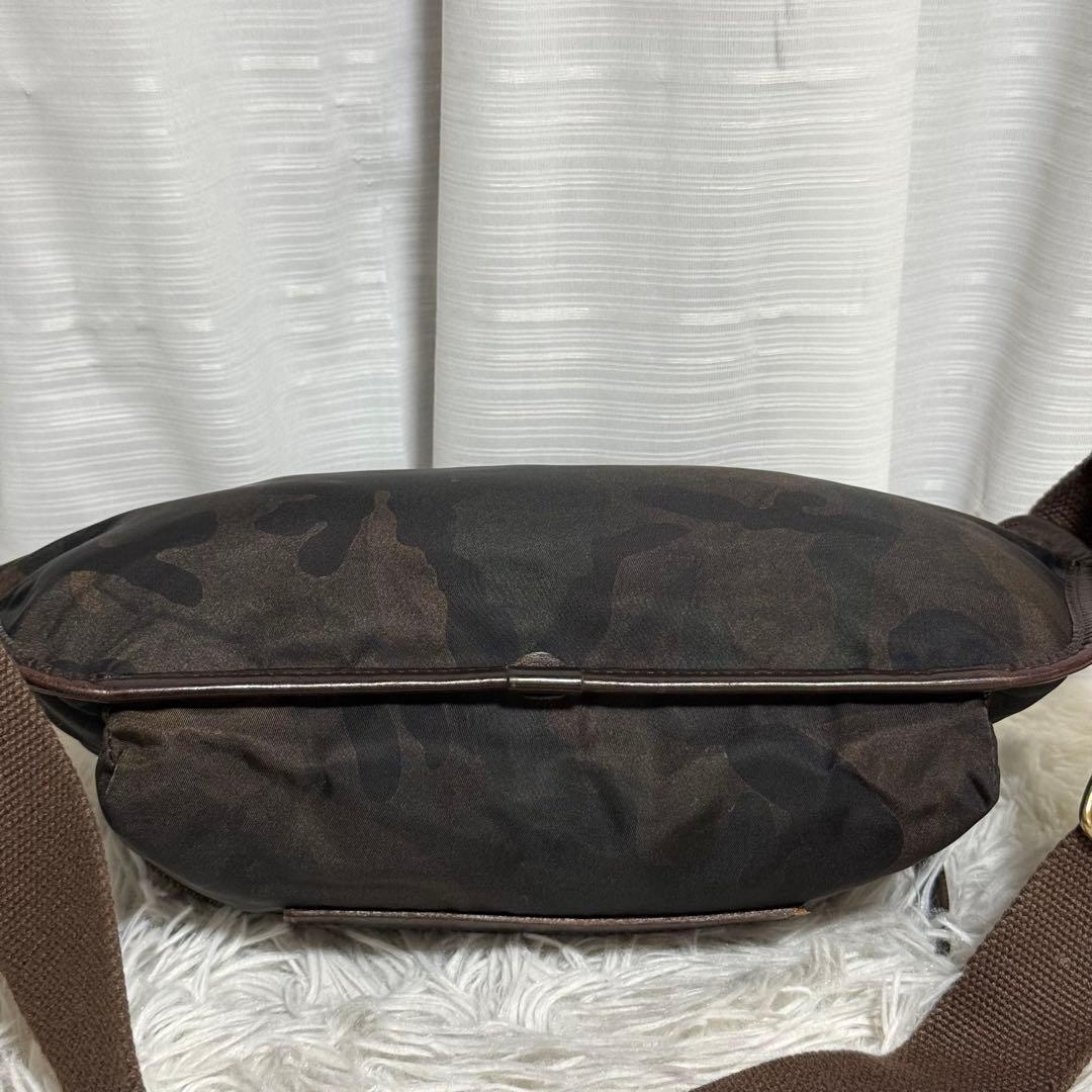 ⭐️未使用級⭐️　Felisi　フェリージ　ボディバッグ　799　ナイロン　カモ柄