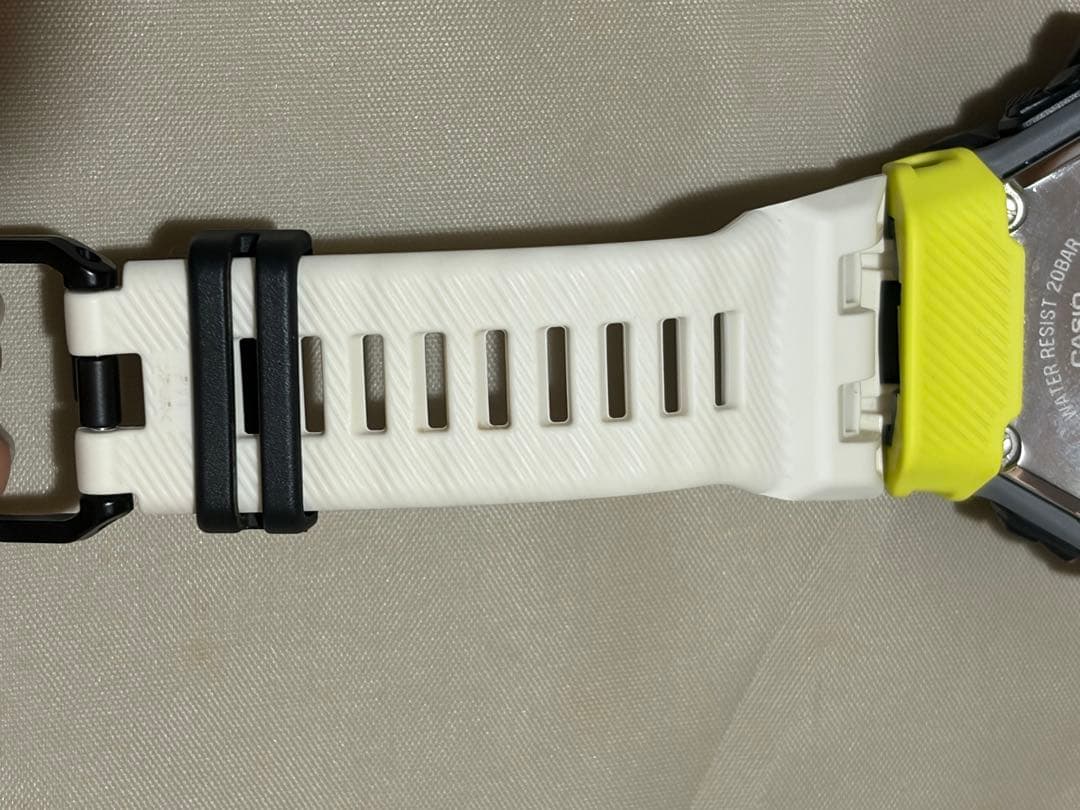 G-SHOCK GBD-H1000-1A7JRソーラー充電 200m防水