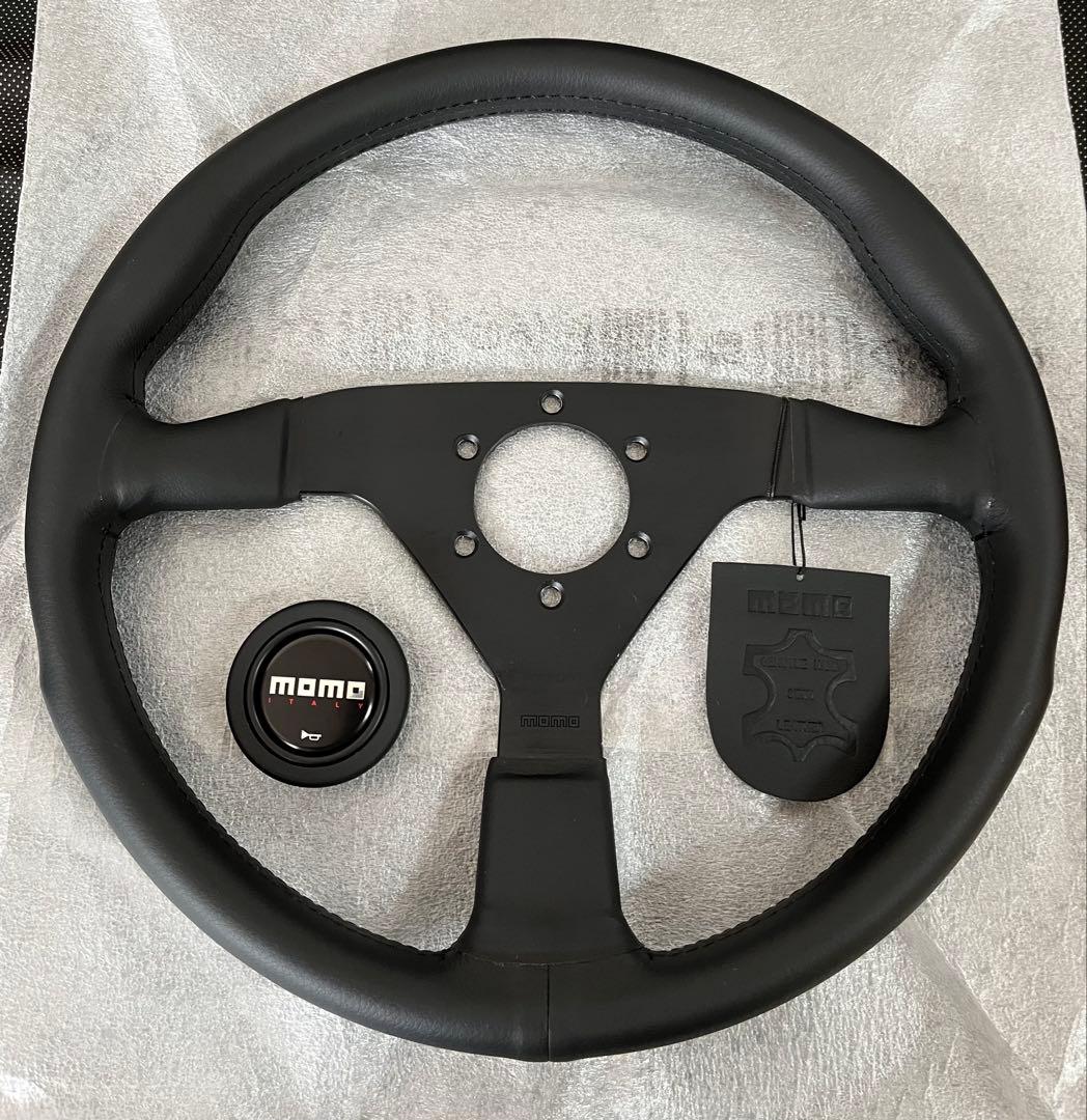 momo モンテカルロ350mm