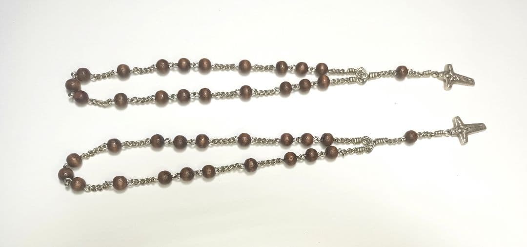 ミニ手編みペアロザリオ・カトリック祈祷書「祈りの友」によるモデル　　251107