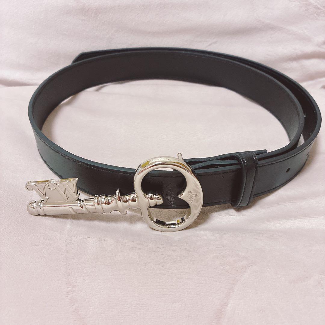 【美品】ヴィヴィアンウエストウッド ベルト 鍵 キー レザー 黒 ブラック