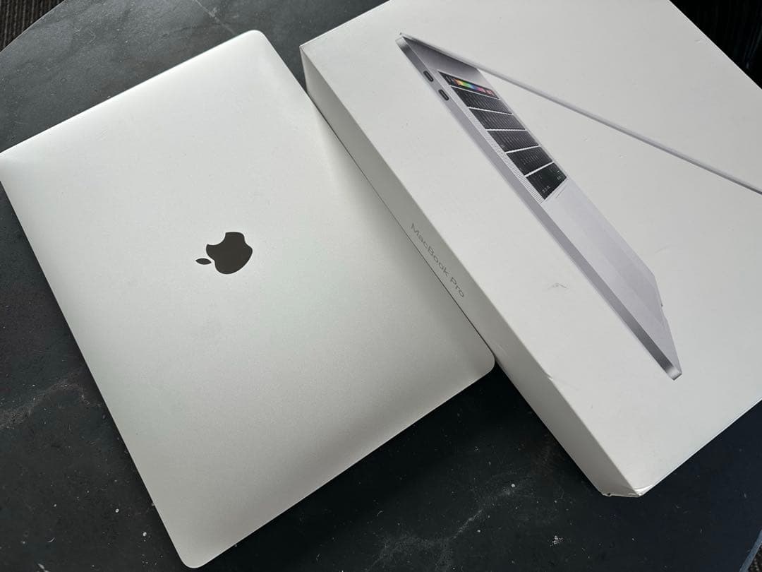 MacBook Pro 15インチ（2018年モデル）