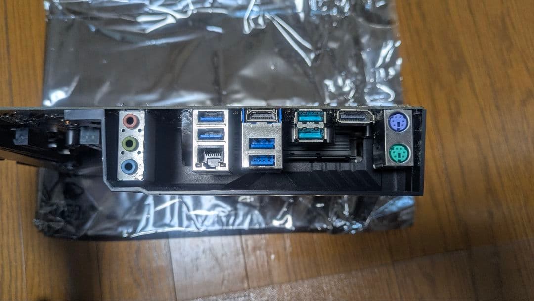 マザーボード・CPU・メモリーセット