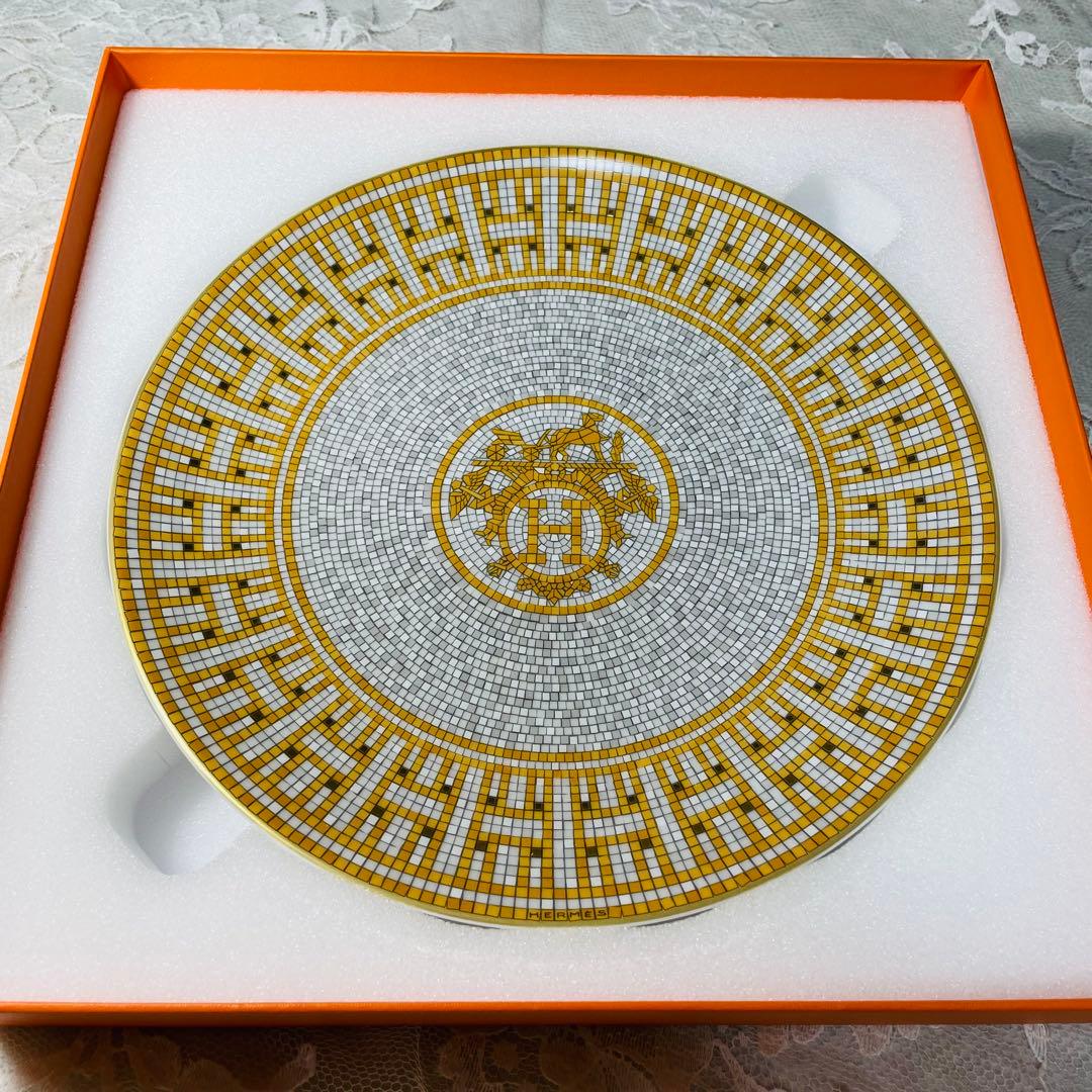 ❣️未使用品❣️エルメス　デザートプレート　ゴールドノーカラーモザイク24 お皿