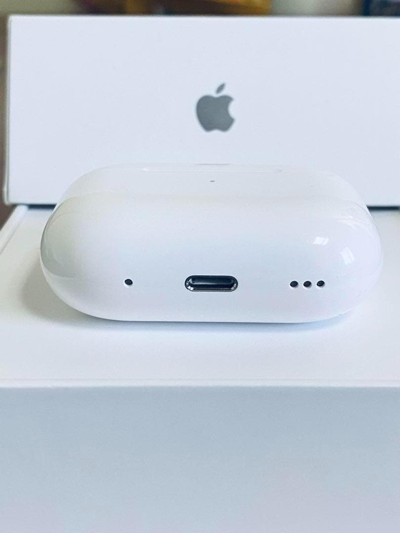 Apple AirPods Pro 2世代 充電ケースのみ