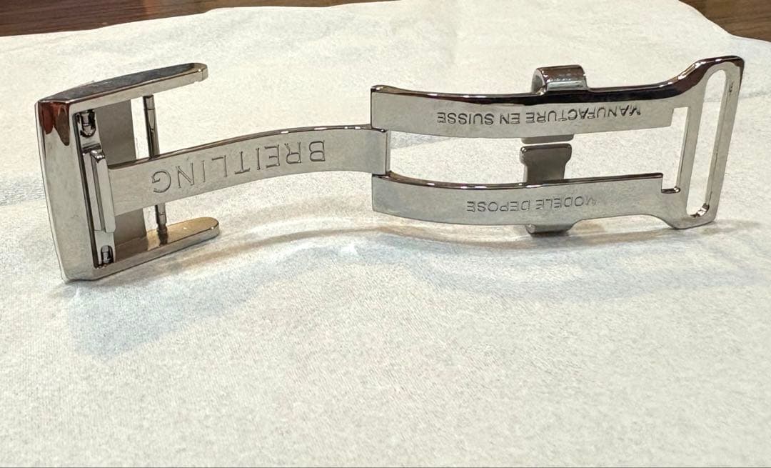 y*6様 ブライトリング　 BREITLING 純正Dバックル　未使用品　20m