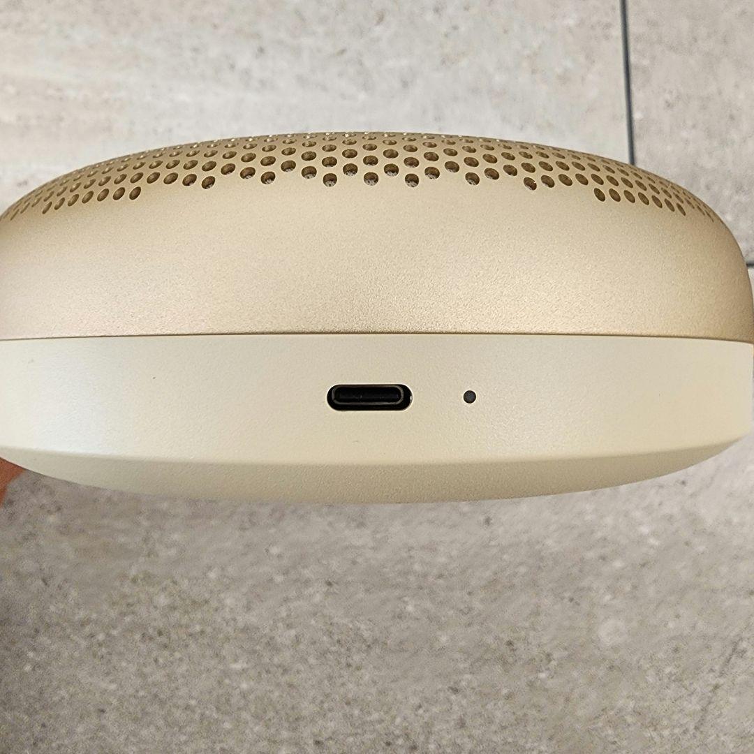 新品未開封 Bang & Olufsen Beoplay A1 ゴールド